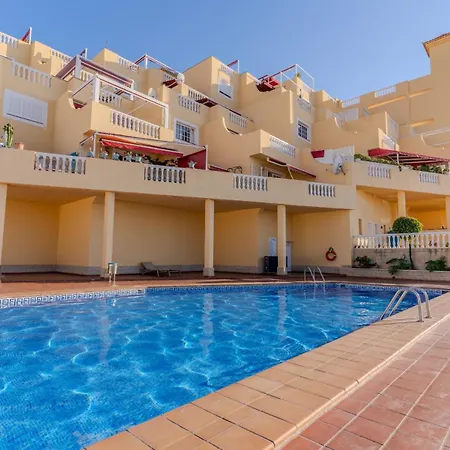 Penthouse With Ocean Views - Torviscas Appartement *