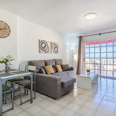 Penthouse With Ocean Views - Torviscas Apartman *