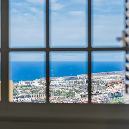 דירה Penthouse With Panoramic Ocean Views & Terrace In Torviscas אדחה