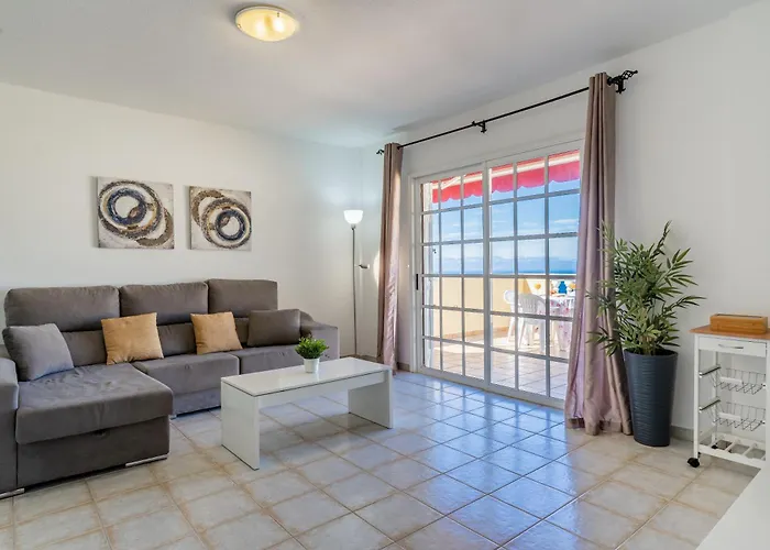 Penthouse With Panoramic Ocean Views & Terrace In Torviscas *