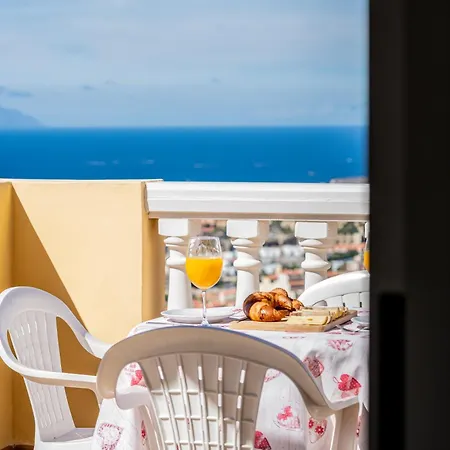 Penthouse With Ocean Views - Torviscas *