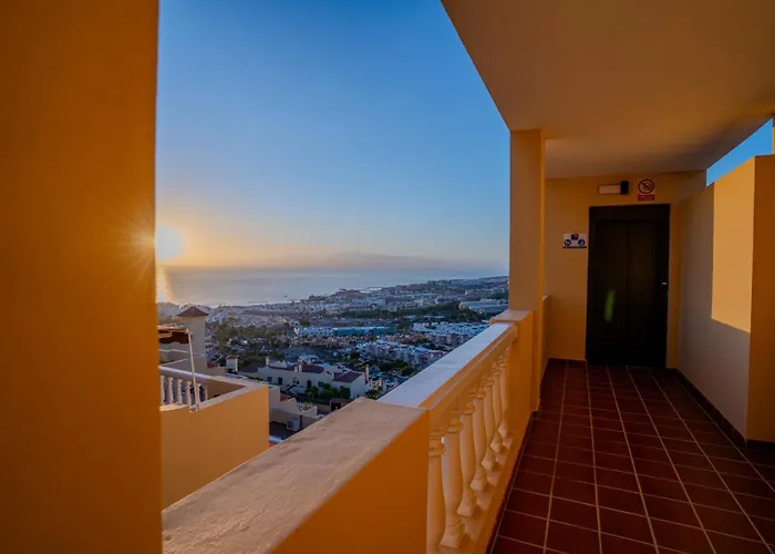 Penthouse With Panoramic Ocean Views & Terrace In Torviscas Apartment *