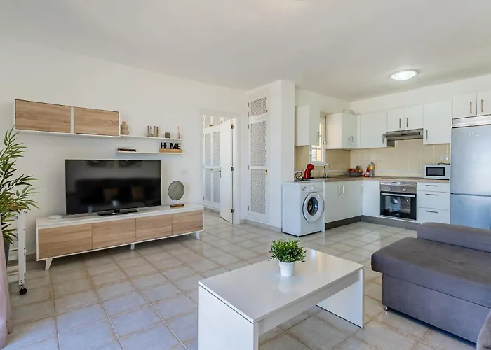 Penthouse With Ocean Views - Torviscas Адехе