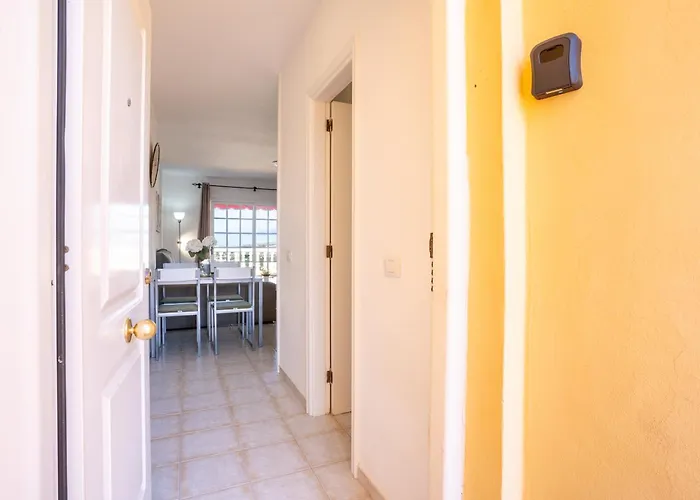 Lejlighed Penthouse With Panoramic Ocean Views & Terrace In Torviscas *