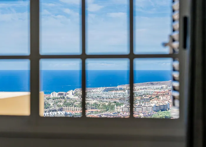 Lejlighed Penthouse With Panoramic Ocean Views & Terrace In Torviscas Costa Adeje (Tenerife)